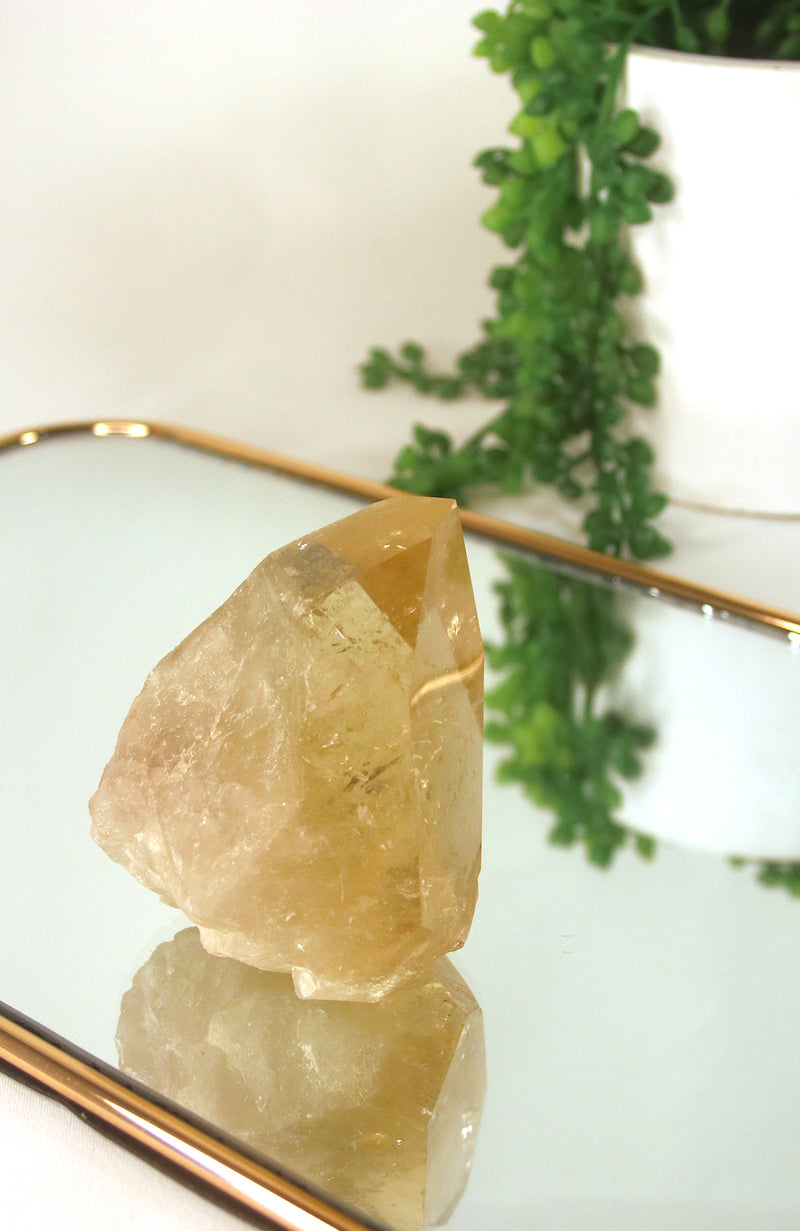 Citrine (Natural) Cathedral Point AAA